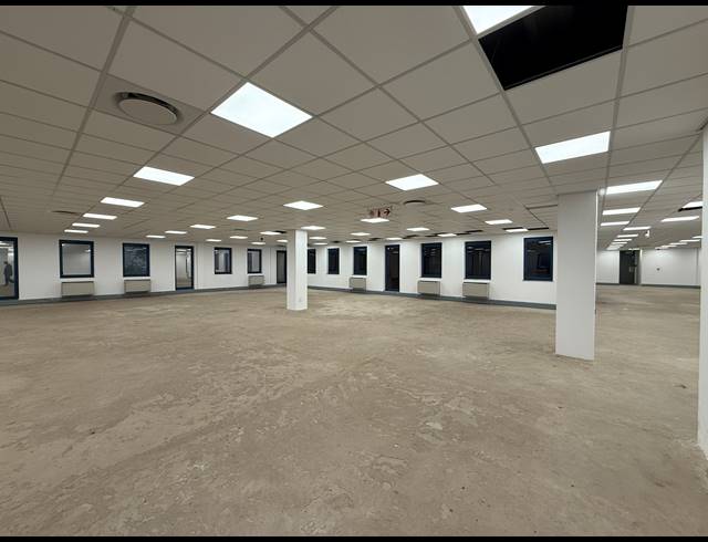 2,320M² OFFICE TO LET IN BRAAMPARK